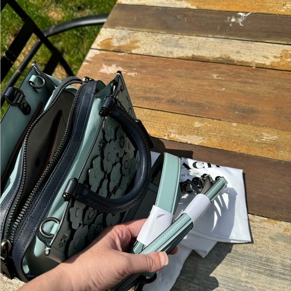 Coach Rogue 25 with Tea Rose in blue/green - Picture 3 of 16